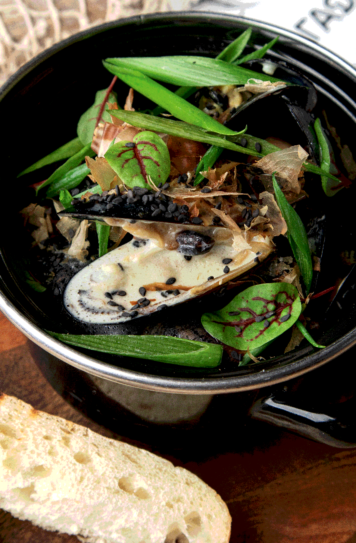 Бронирование стола в гастропабе РАКИ И ГАДЫ